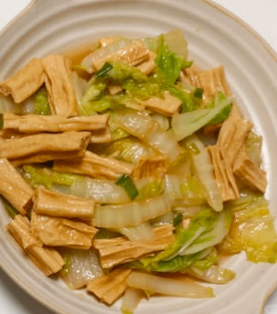 V14 Chinese cabbage fried yuba 腐竹白菜